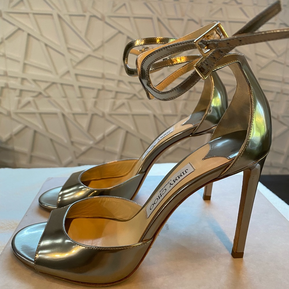 Jimmy choo vinyl heels Sandals women  
Size 8.5
39